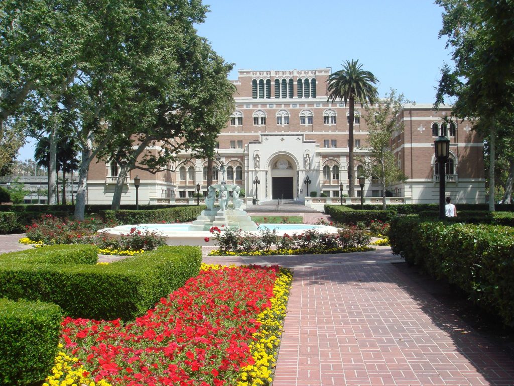 Học bổng Trustee của University of Southern California
